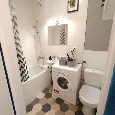 Relax Next To The Lägenhet *